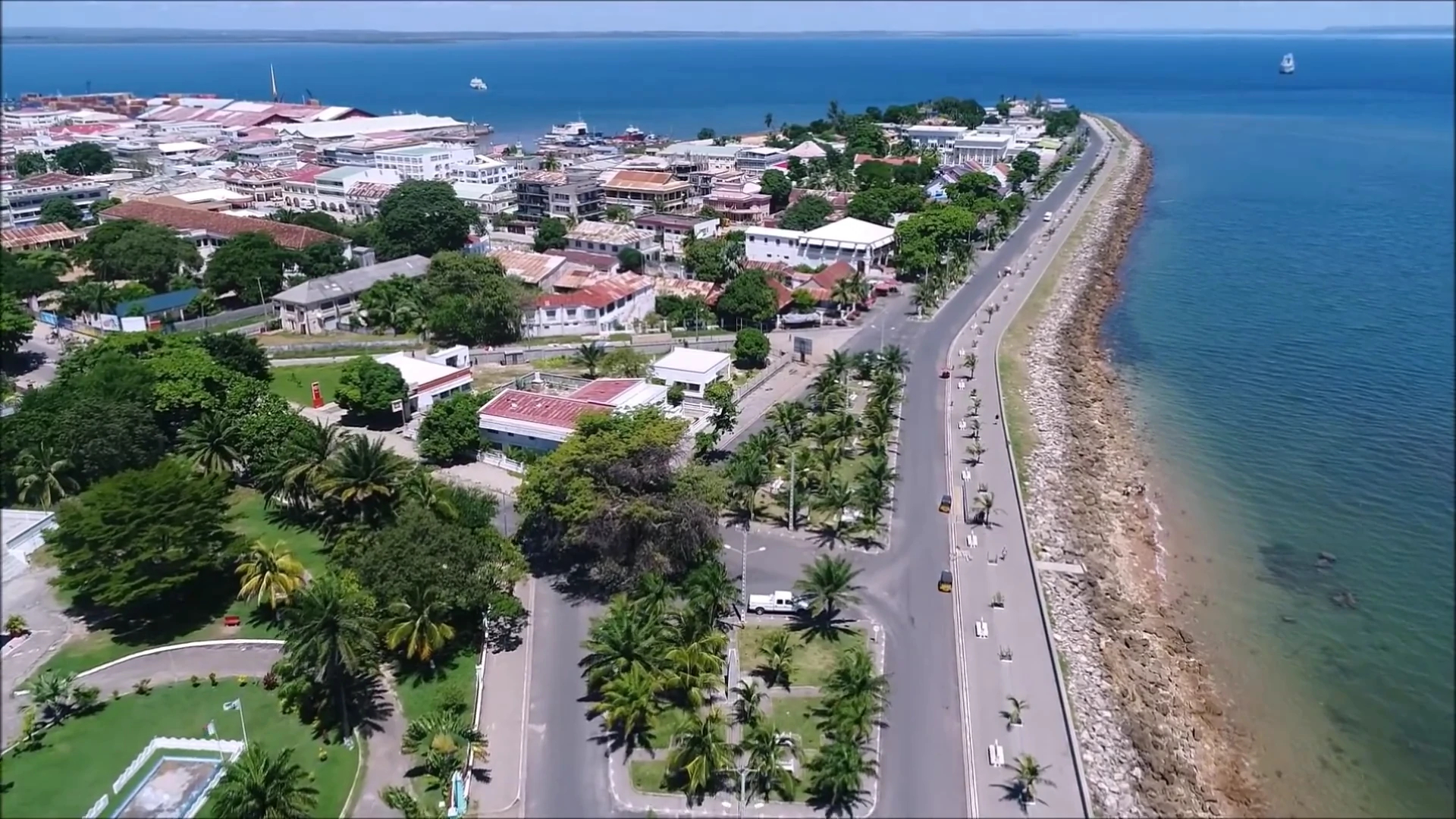 Bord de la mer mahajanga