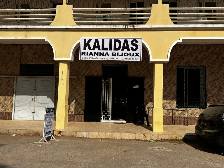 KALIDAS RIANNA BIJOUX